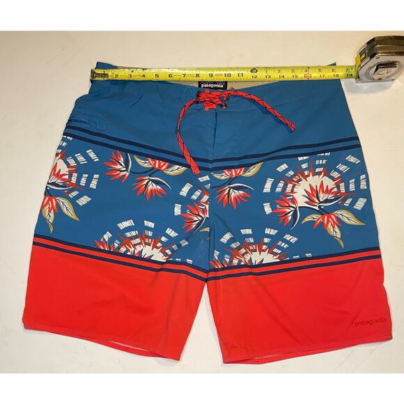 Patagonia Mens Board Shorts 36 Blue Cream Swim Trunks Recycled Polyester Outdoor - Picture 3 of 10
